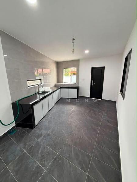 Rumah Teres 1-Tingkat untuk Dijual di Taman Suria (Johor Bahru) - Wil Mong - Kitchen - PropertyGuru.com.my