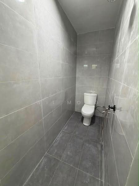 Rumah Teres 1-Tingkat untuk Dijual di Taman Suria (Johor Bahru) - Wil Mong - Bathroom - PropertyGuru.com.my
