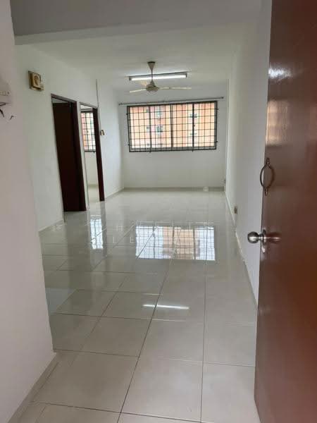 Rumah Flat untuk Dijual di Midah Ria Flat - Phyllis Leong - Interior - PropertyGuru.com.my