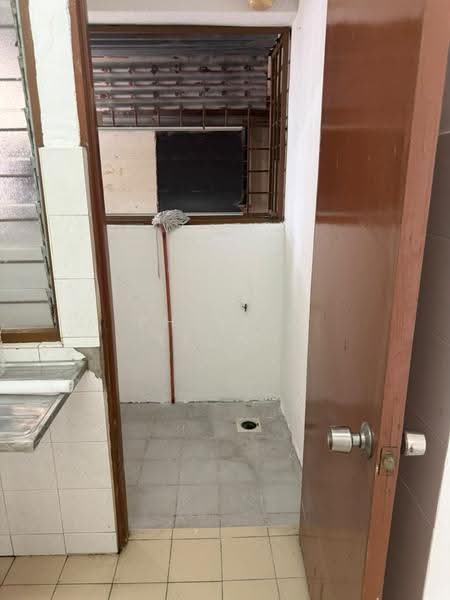Rumah Flat untuk Dijual di Midah Ria Flat - Phyllis Leong - Interior - PropertyGuru.com.my