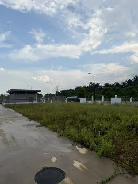 Kilang untuk Dijual di Eco Business Park 1 (Johor Bahru) - Emily Hau - Exterior - PropertyGuru.com.my