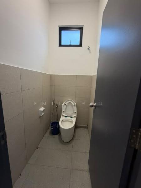 Kilang untuk Dijual di Eco Business Park 1 (Johor Bahru) - Emily Hau - Bathroom - PropertyGuru.com.my