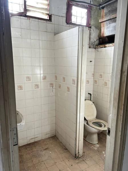 Apartment for Sale at Pangsapuri Indah - Micole Tan - Bathroom - PropertyGuru.com.my