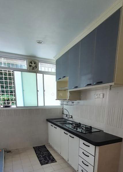 Kondominium untuk Dijual di Bayswater Resort Condominium - Leong . - Kitchen - PropertyGuru.com.my