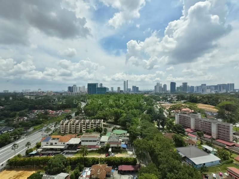 Kediaman Servis untuk Dijual di Pangsapuri Tanah Emas (Golden Sands) - Edward Gan - Exterior - PropertyGuru.com.my
