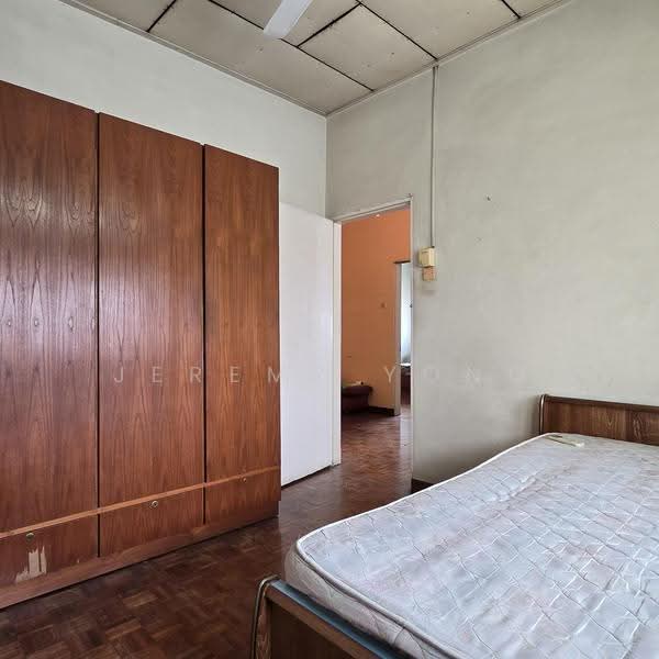 Bungalow House for Sale in Taman Taynton View (Cheras) - Jeremy Yong - Bedroom - PropertyGuru.com.my