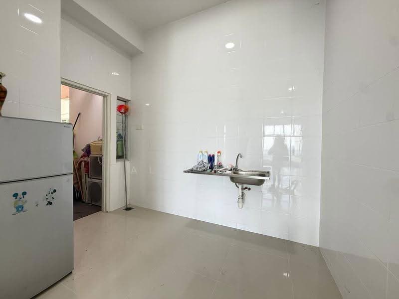 Kondominium untuk Disewa di Boulevard Condominium (BLVD) - Alex Lim - Kitchen - PropertyGuru.com.my