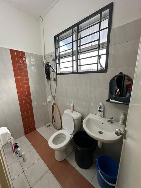 Rumah Teres 2-Tingkat untuk Dijual di Bandar Jaya Putra (Johor Bahru) - Emily Hau - Bathroom - PropertyGuru.com.my
