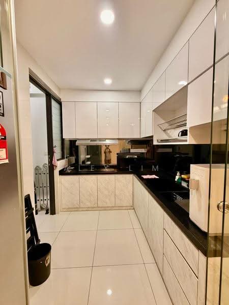 Kondominium untuk Disewa di Setia Sky Vista - Alex Lim - Kitchen - PropertyGuru.com.my