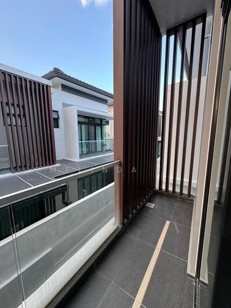 Rumah Berkembar untuk Dijual di Bandar Putra Kulai (Kulai) - Melinda Ee - Balcony - PropertyGuru.com.my