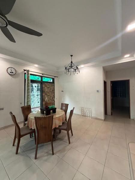Cluster House for Sale in Austin (Johor Bahru) - Dave Sim - PropertyGuru.com.my