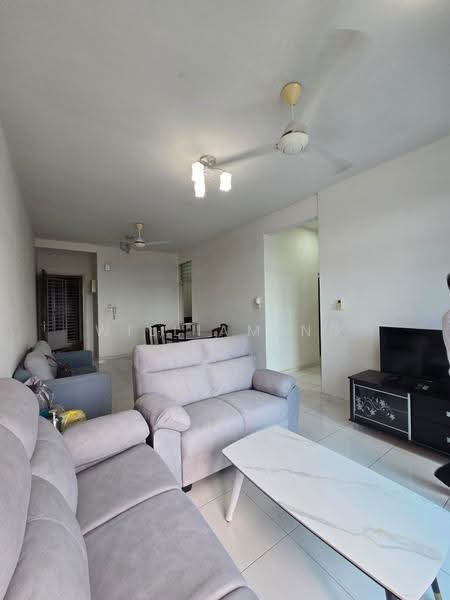 Kediaman Servis untuk Disewa di Sky Gardens Residences - William NG - Living Room - PropertyGuru.com.my