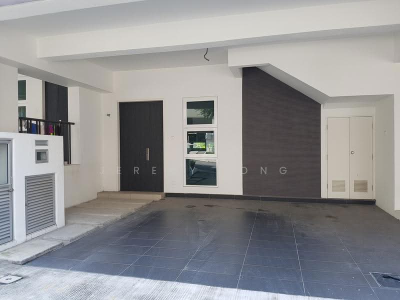 4-storey Terraced House for Sale in Batu 9 (Cheras) - Jeremy Yong - Exterior - PropertyGuru.com.my