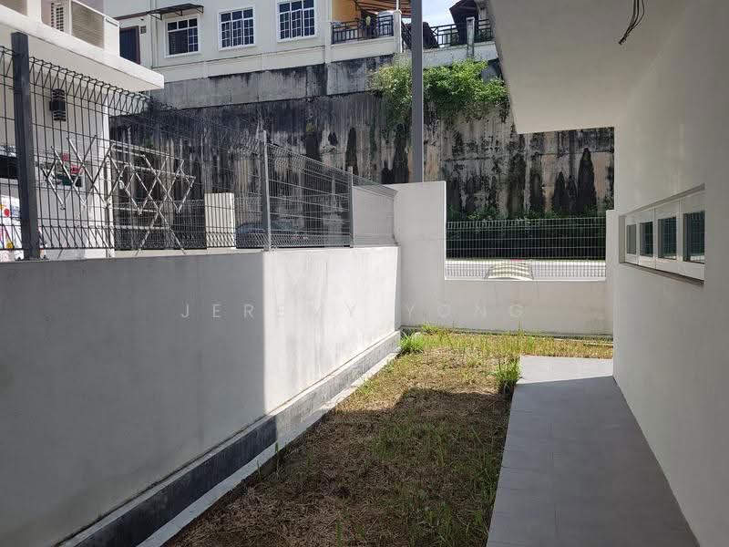 4-storey Terraced House for Sale in Batu 9 (Cheras) - Jeremy Yong - Exterior - PropertyGuru.com.my