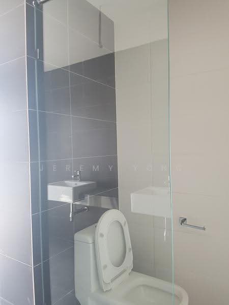 4-storey Terraced House for Sale in Batu 9 (Cheras) - Jeremy Yong - Bathroom - PropertyGuru.com.my