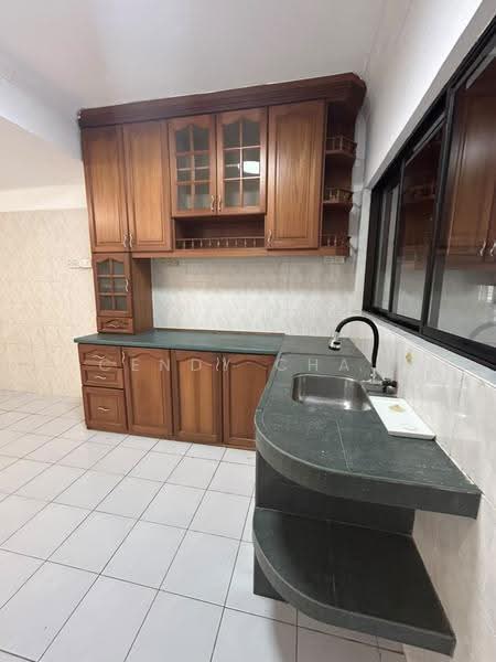 Rumah Teres 2-Tingkat untuk Dijual di Taman Mount Austin (Tebrau) - Cendy Chau - Kitchen - PropertyGuru.com.my