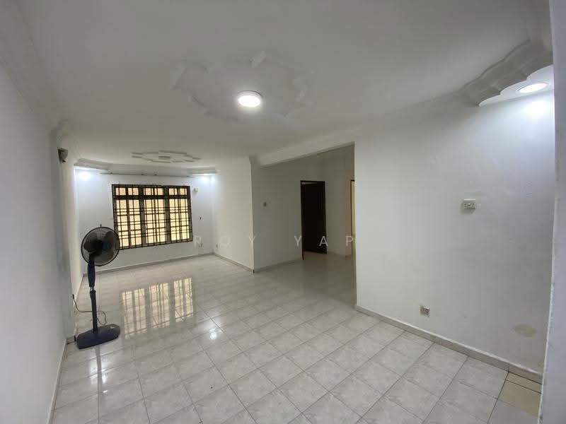 Rumah Flat untuk Disewa di Rumah Pangsa Permas Jaya - Roy Yap - Living Room - PropertyGuru.com.my