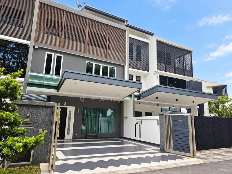 2.5-storey Terraced House for Sale in Bandar Bukit Raja (Klang) - Qian Yu - Exterior - PropertyGuru.com.my