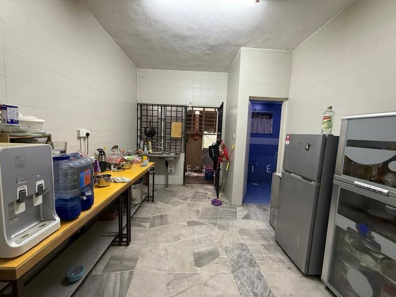 Rumah Teres 2-Tingkat untuk Dijual di Bandar Sungai Long (Selangor) - Rachel Sie - Kitchen - PropertyGuru.com.my