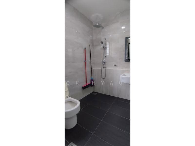 2.5-storey Terraced House for Sale in Ipoh (Perak) - Ck Nyau - Bathroom - PropertyGuru.com.my
