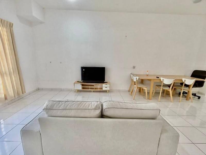 Rumah Teres 2-Tingkat untuk Disewa di Seksyen U13 (Setia Alam) - Hailey Ho - Living Room - PropertyGuru.com.my