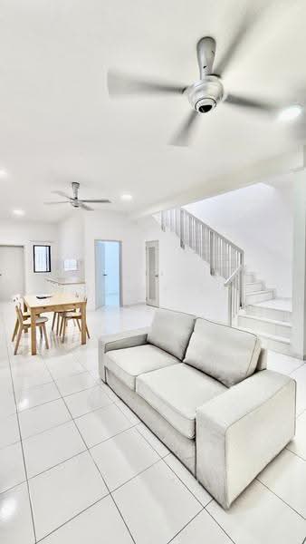 2-storey Terraced House for Rent in Seksyen U13 (Setia Alam) - Hailey Ho - Living Room - PropertyGuru.com.my