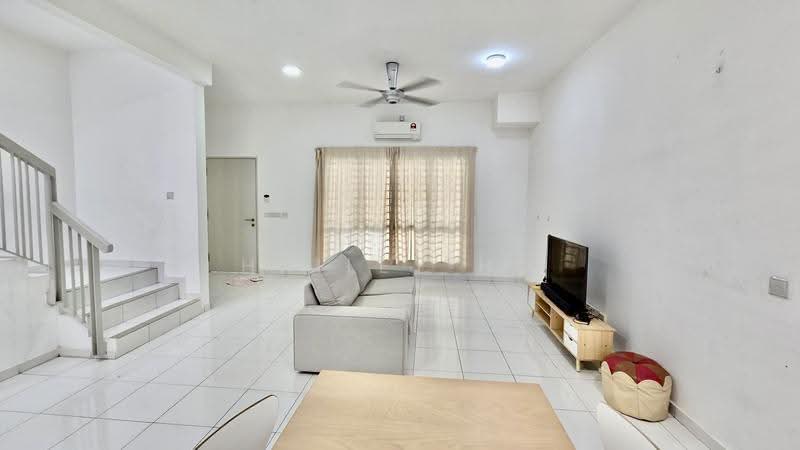2-storey Terraced House for Rent in Seksyen U13 (Setia Alam) - Hailey Ho - Living Room - PropertyGuru.com.my