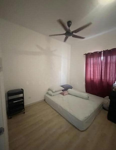 Kondominium untuk Disewa di Lakefront Homes - Siti Haila - Bedroom - PropertyGuru.com.my