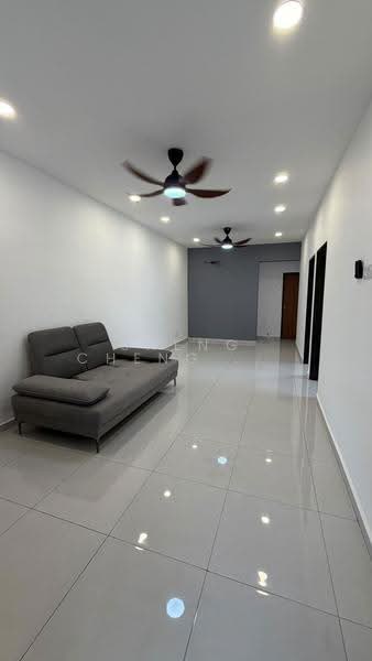 1-storey Terraced House for Sale in Taman Rinting (Masai) - Sheng Cheng Tiew - Living Room - PropertyGuru.com.my