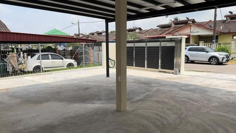 1-storey Terraced House for Sale in Taman Rinting (Masai) - Sheng Cheng Tiew - Exterior - PropertyGuru.com.my