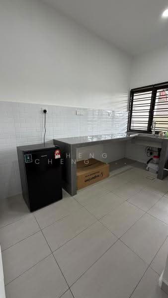 1-storey Terraced House for Sale in Taman Rinting (Masai) - Sheng Cheng Tiew - Kitchen - PropertyGuru.com.my