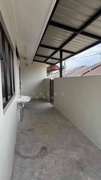 1-storey Terraced House for Sale in Taman Rinting (Masai) - Sheng Cheng Tiew - Exterior - PropertyGuru.com.my