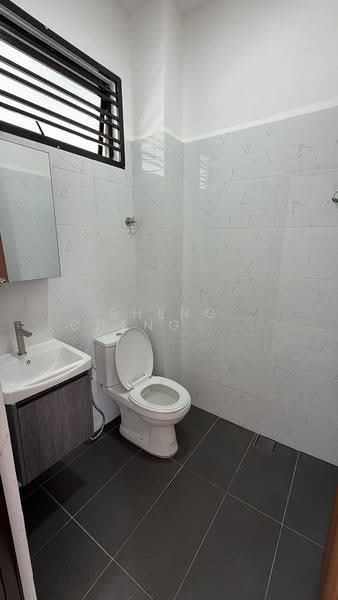 1-storey Terraced House for Sale in Taman Rinting (Masai) - Sheng Cheng Tiew - Bathroom - PropertyGuru.com.my