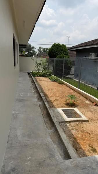 1-storey Terraced House for Sale in Taman Rinting (Masai) - Sheng Cheng Tiew - Exterior - PropertyGuru.com.my