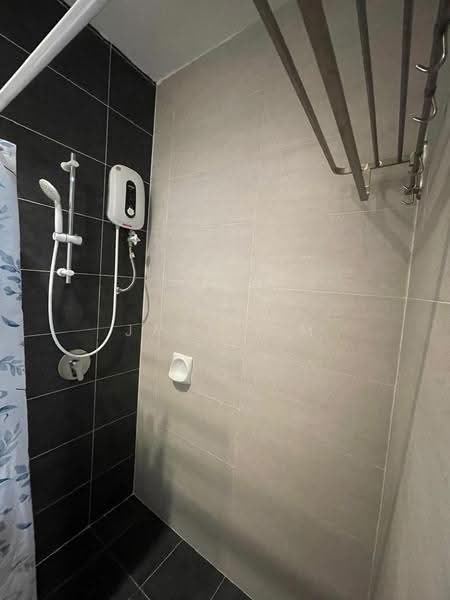 Condominium for Rent at Queensville - Jake Lim - Bathroom - PropertyGuru.com.my