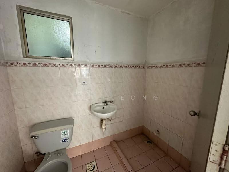 Condominium for Sale at Pelangi Damansara - Yubi Leong - Bathroom - PropertyGuru.com.my