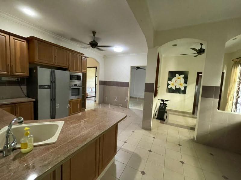 Rumah Banglo untuk Dijual di Ara Damansara (Selangor) - Aizat Saifulrullah - Kitchen - PropertyGuru.com.my