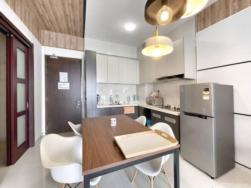 Condominium for Rent at Amberside @ Country Garden Danga Bay - Angel Lee - Kitchen - PropertyGuru.com.my