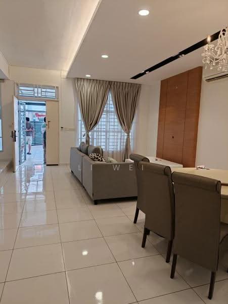 Rumah Teres 2-Tingkat untuk Disewa di Setia Eco Gardens (Gelang Patah) - Li Wei - Living Room - PropertyGuru.com.my