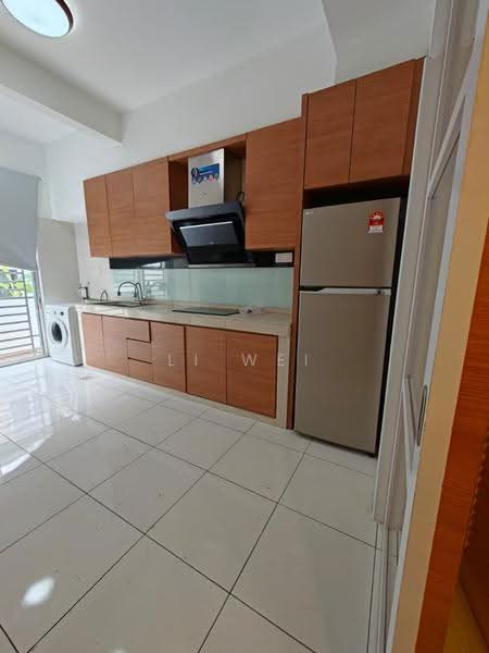 Rumah Teres 2-Tingkat untuk Disewa di Setia Eco Gardens (Gelang Patah) - Li Wei - Kitchen - PropertyGuru.com.my