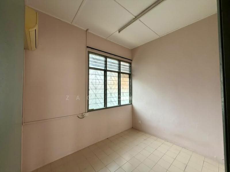 1-storey Terraced House for Sale in Taman Johor Jaya (Johor Bahru) - Zack Chow - Interior - PropertyGuru.com.my
