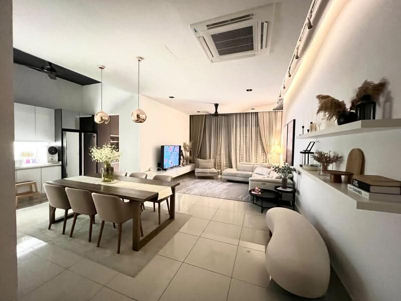 2-storey Terraced House for Sale in Telok Panglima Garang (Selangor) - Chloe Leong - Living Room - PropertyGuru.com.my