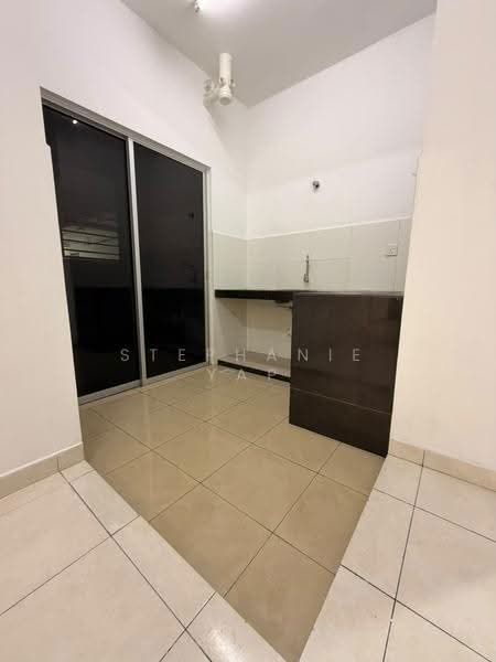 Apartment for Rent at Asteria - Stephanie Yap - Kitchen - PropertyGuru.com.my