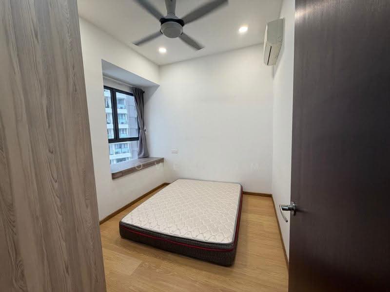 Kondominium untuk Dijual di Bay Point @ Country Garden Danga Bay - Jovel Lim - Bedroom - PropertyGuru.com.my