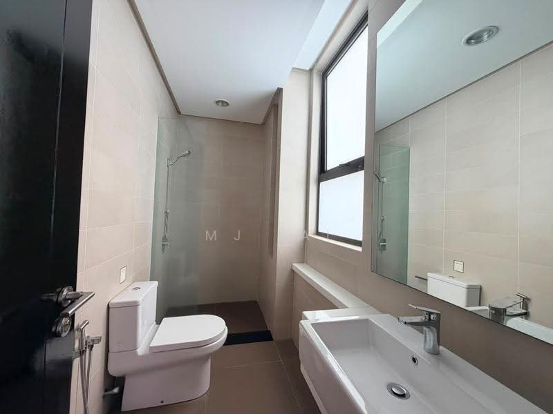 Rumah Teres untuk Disewa di Medini (Iskandar Puteri (Nusajaya)) - MJ Lai - Bathroom - PropertyGuru.com.my