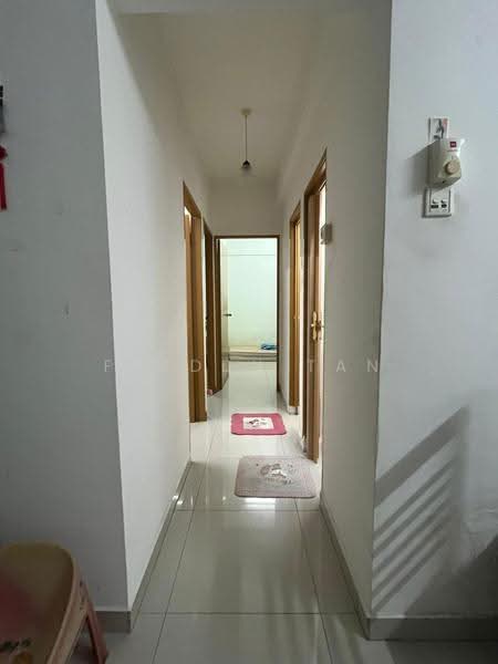 Rumah Flat untuk Dijual di Puncak Terubong - Freddy Tan - Corridor - PropertyGuru.com.my
