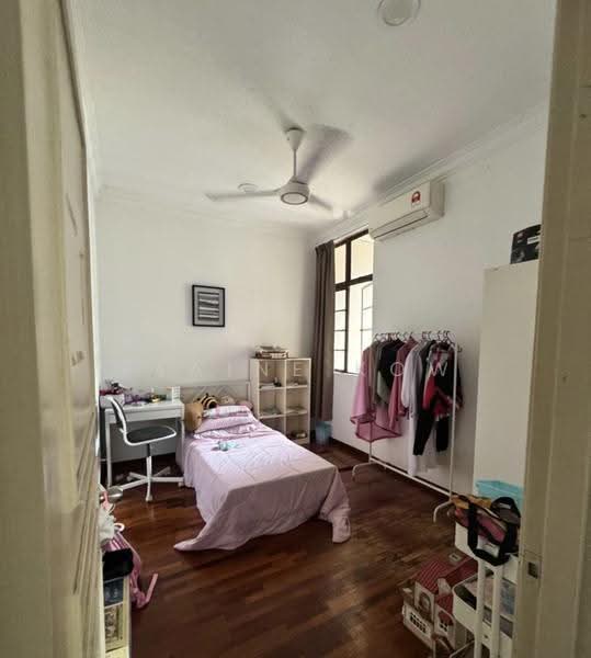 Rumah Teres 2-Tingkat untuk Dijual di Pju 1a (Ara Damansara) - Elaine Kow - Bedroom - PropertyGuru.com.my
