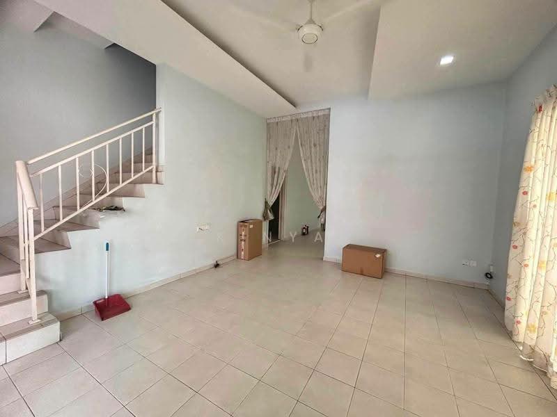 Rumah Teres 2-Tingkat untuk Dijual di Ipoh (Perak) - Ck Nyau - Living Room - PropertyGuru.com.my