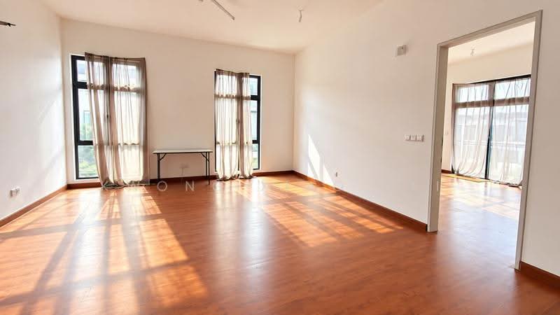 Semi-Detached House for Sale in Sungai Buloh (Selangor) - Kwong Xiao Wei - Living Room - PropertyGuru.com.my