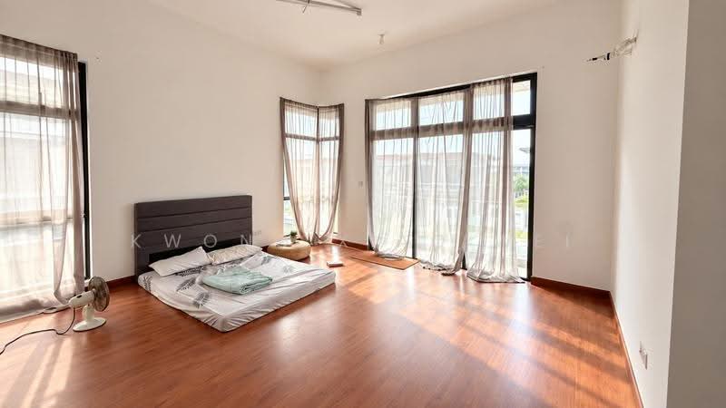 Semi-Detached House for Sale in Sungai Buloh (Selangor) - Kwong Xiao Wei - Bedroom - PropertyGuru.com.my